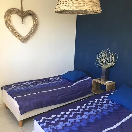 - 6 Quai Louis Pasteur アパート セット