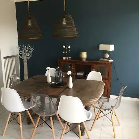 - 6 Quai Louis Pasteur Apartament *