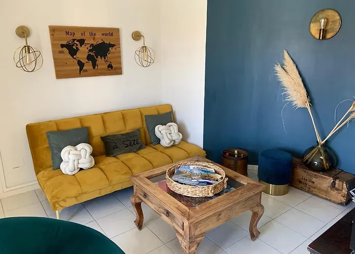 - 6 Quai Louis Pasteur Apartament *